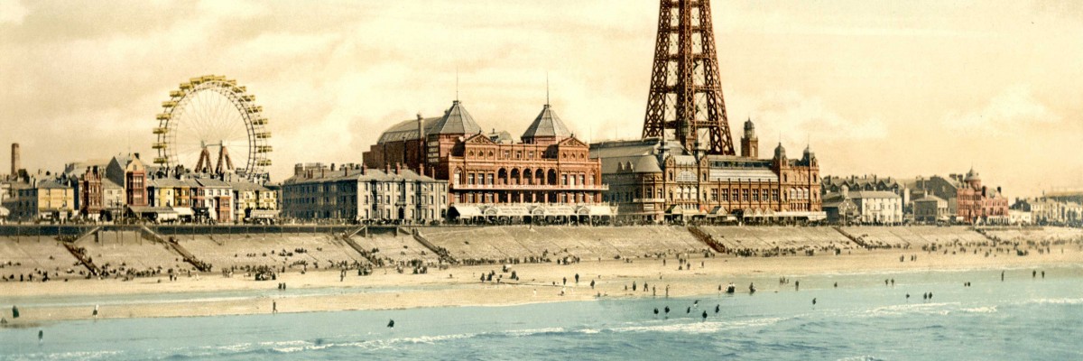A picture of the Blackpool beach and promenade